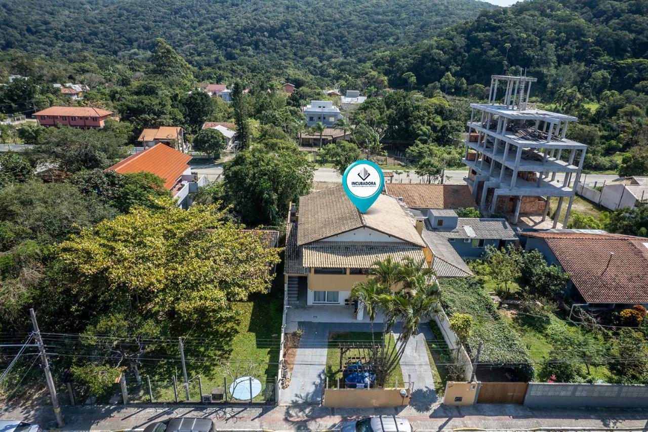 Residencial Mariscalia 2/4 Apartment บอมบินญัส ภายนอก รูปภาพ